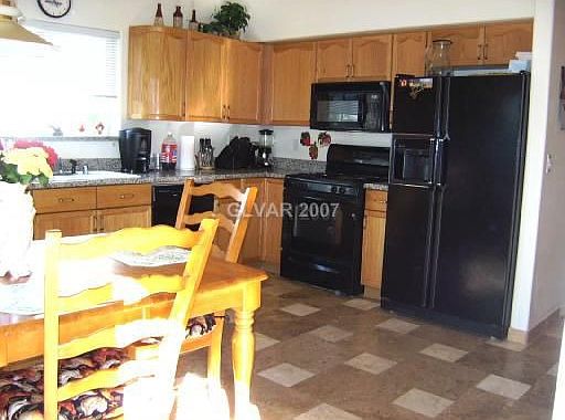 Travertine, Granite