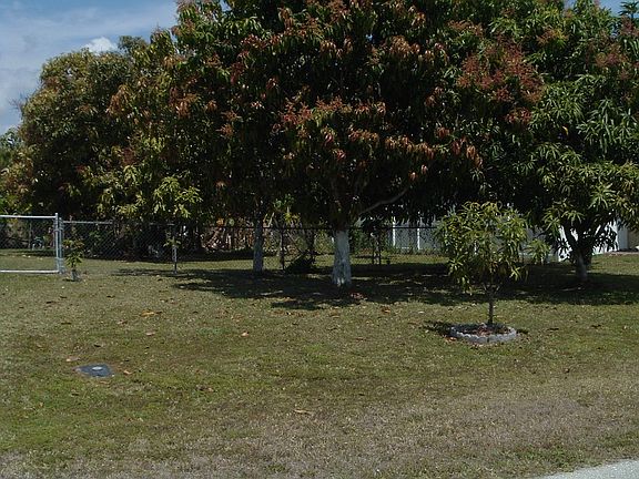 2nd image of 1151 SW 45th Ter