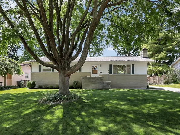 1045 Brentford Dr, Columbus, OH 43220