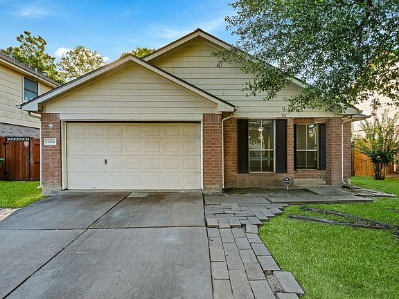 3rd image of 15506 Appleridge Dr