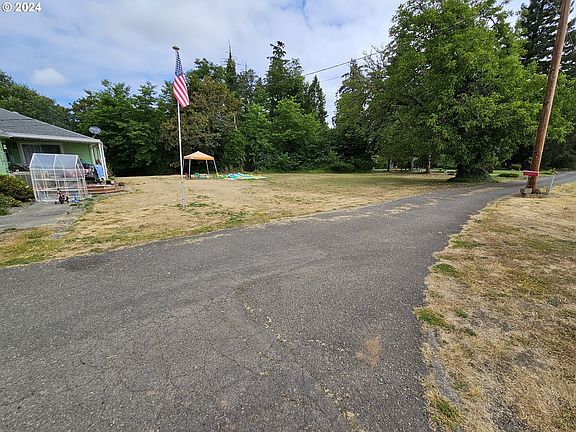 4th image of Burkhart Rapids Ln