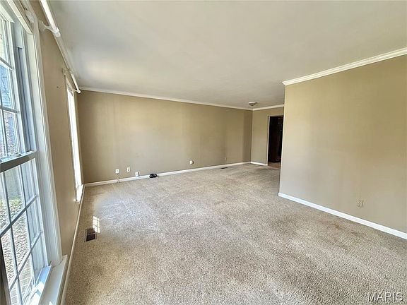 5th image of 4726 Bramble Berry Dr