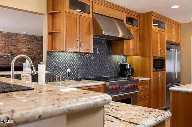 298 Huntington Ave — Photo 17