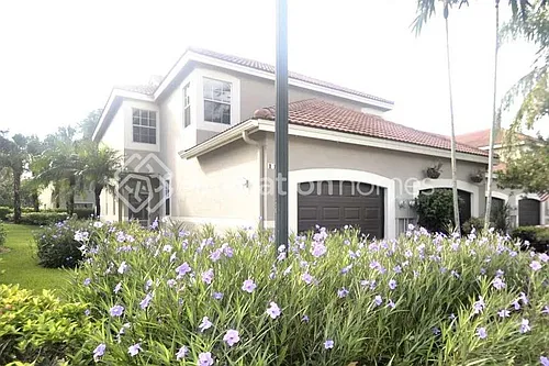 1136 Sorrento Dr Photo 1