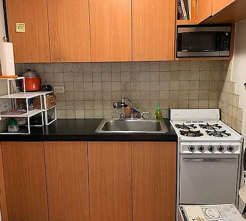 5th image of 241 E 76th St #9H
