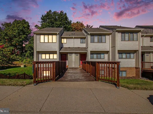 2142 Gunsmith Ter, Woodbridge, VA 22191