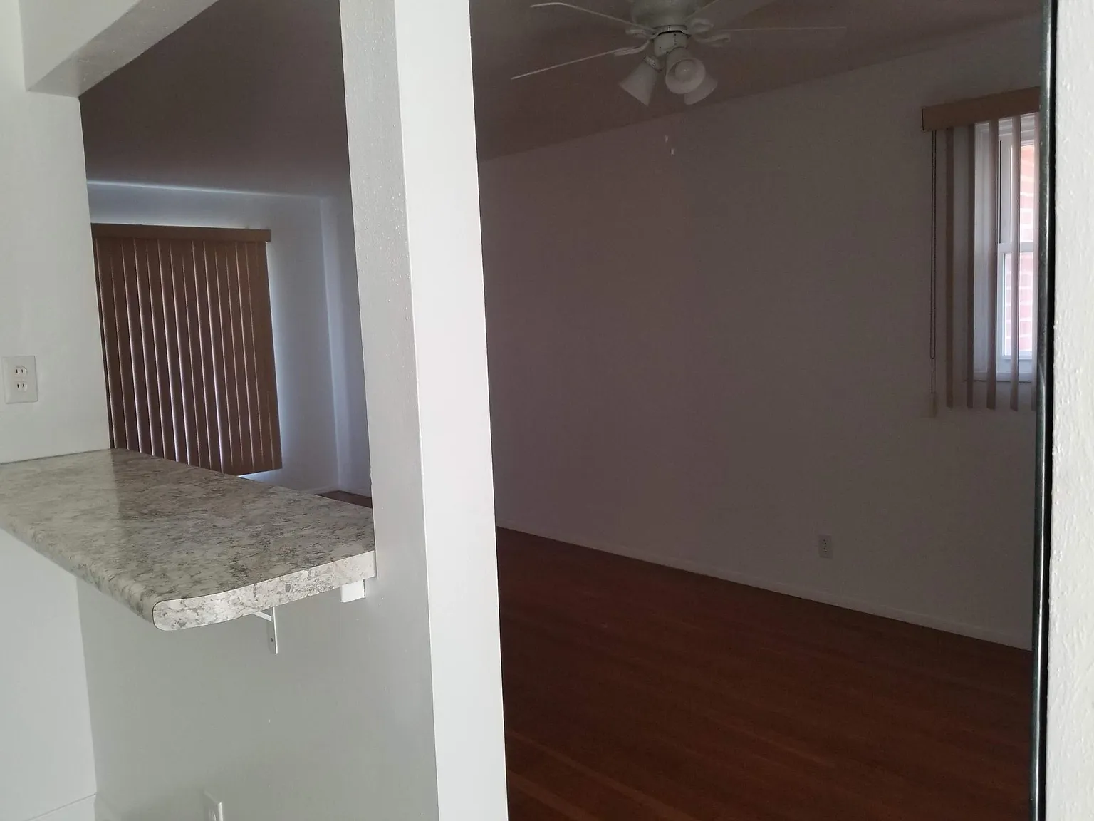 2 bed, 975 sqft, $1,620 — Photo 4