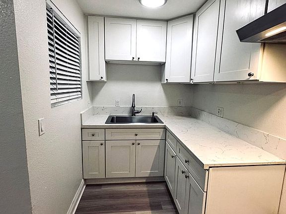 2nd image of 16930 S Vermont Ave APT 4