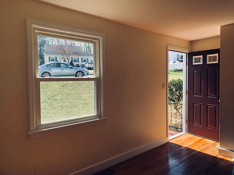 58 Barton Cir — Photo 4