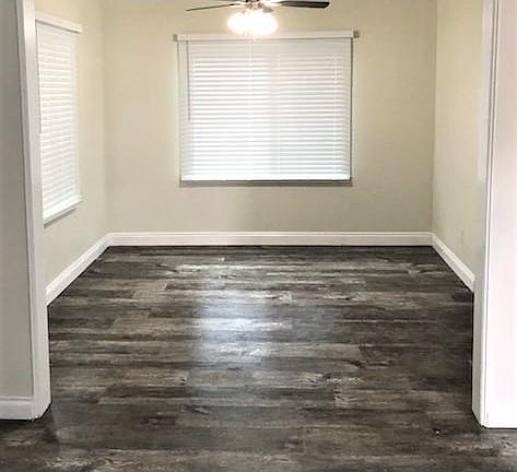 4th image of 611 S Flower St #1