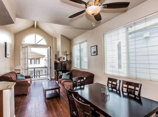 122 24th St APT B, Newport Beach, CA 92663