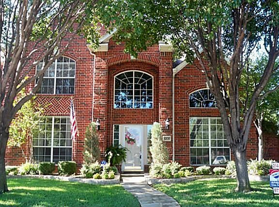 4th image of 1208 Pleasant Oaks Dr