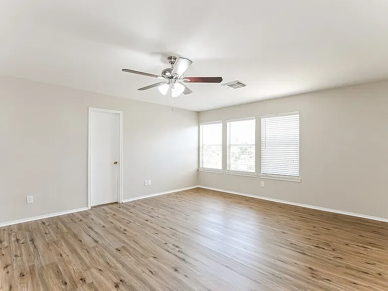 12510 Aarons Way Dr — Photo 8