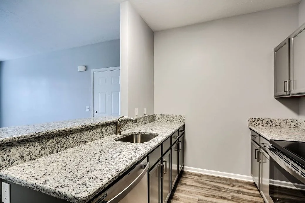 The Villas of Castleton Apartments — Photo 1