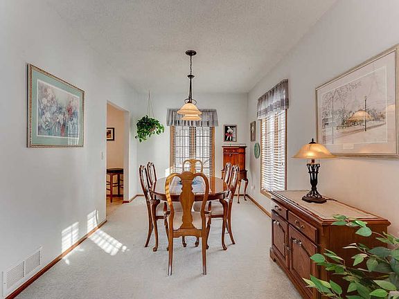 5th image of 2064 Parkway Dr