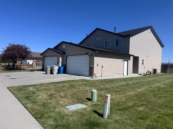1700 NE Cinder Loop, Mountain Home, ID 83647
