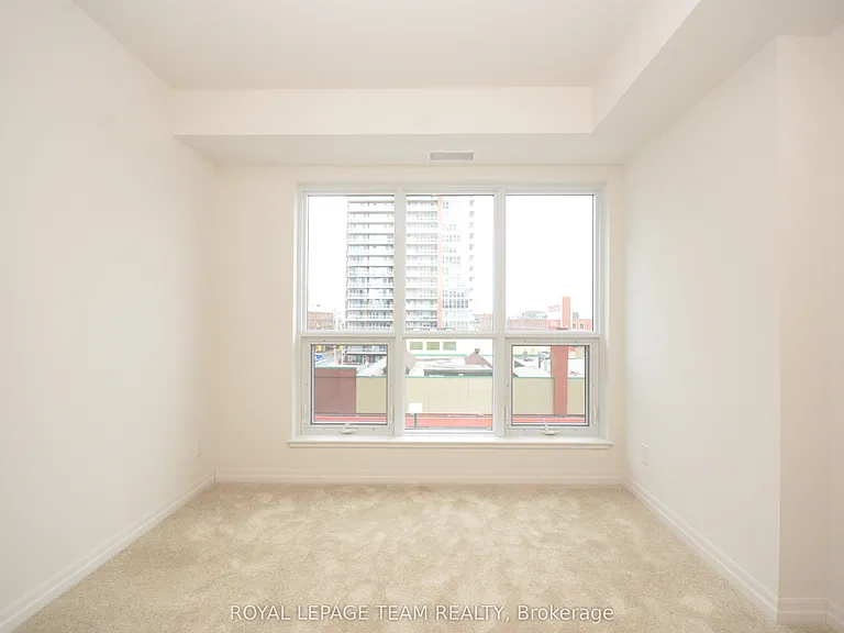 242 Rideau St #404 — Photo 26