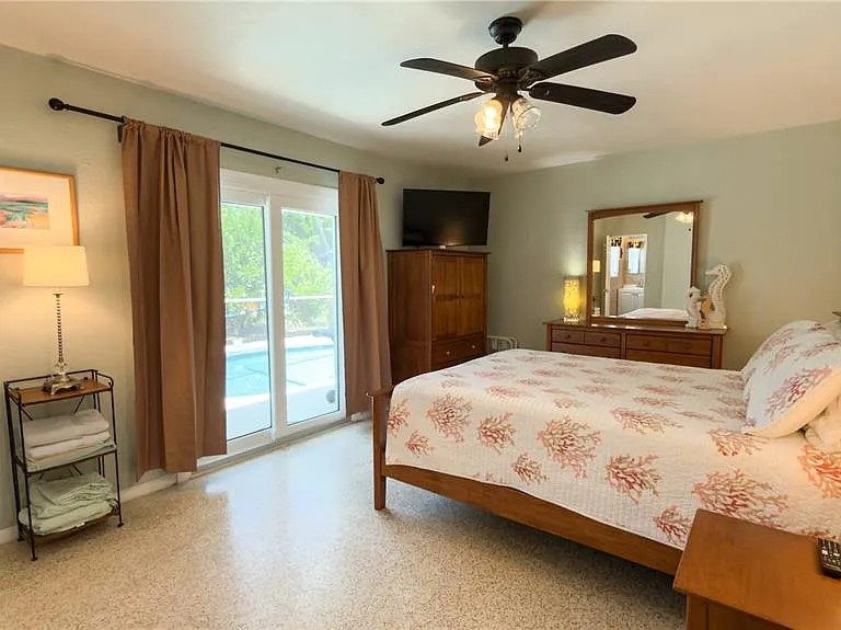 2215 Alvarado Ln — Photo 10