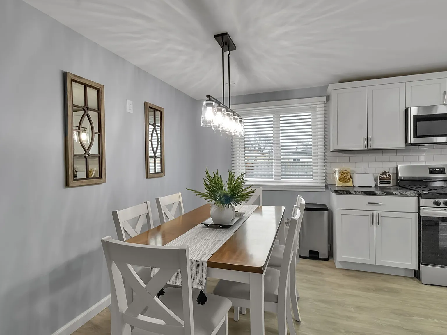 3 bed, 1200 sqft, $3,000 — Photo 4