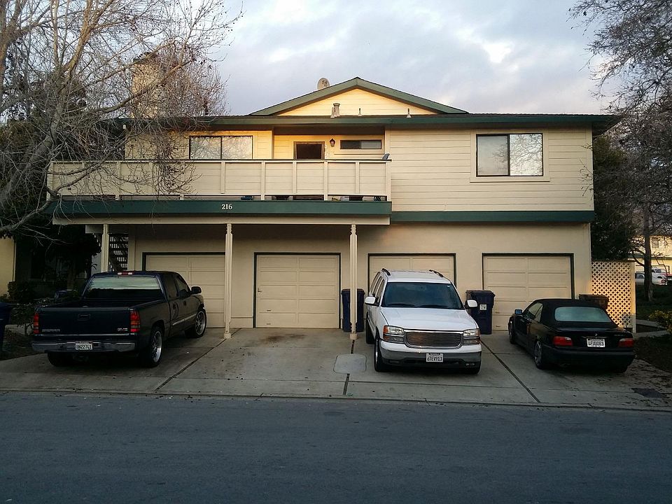 1st image of 216 Silver Leaf Dr APT D