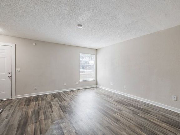 5th image of 3110 Godby Rd #20G