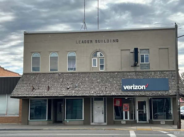 442/446 N Main St, Gooding, ID 83330