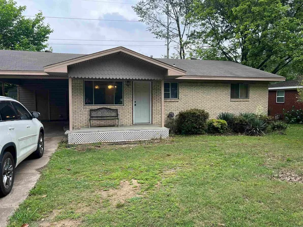 4 Kaye Ln, Jacksonville, AR 72076