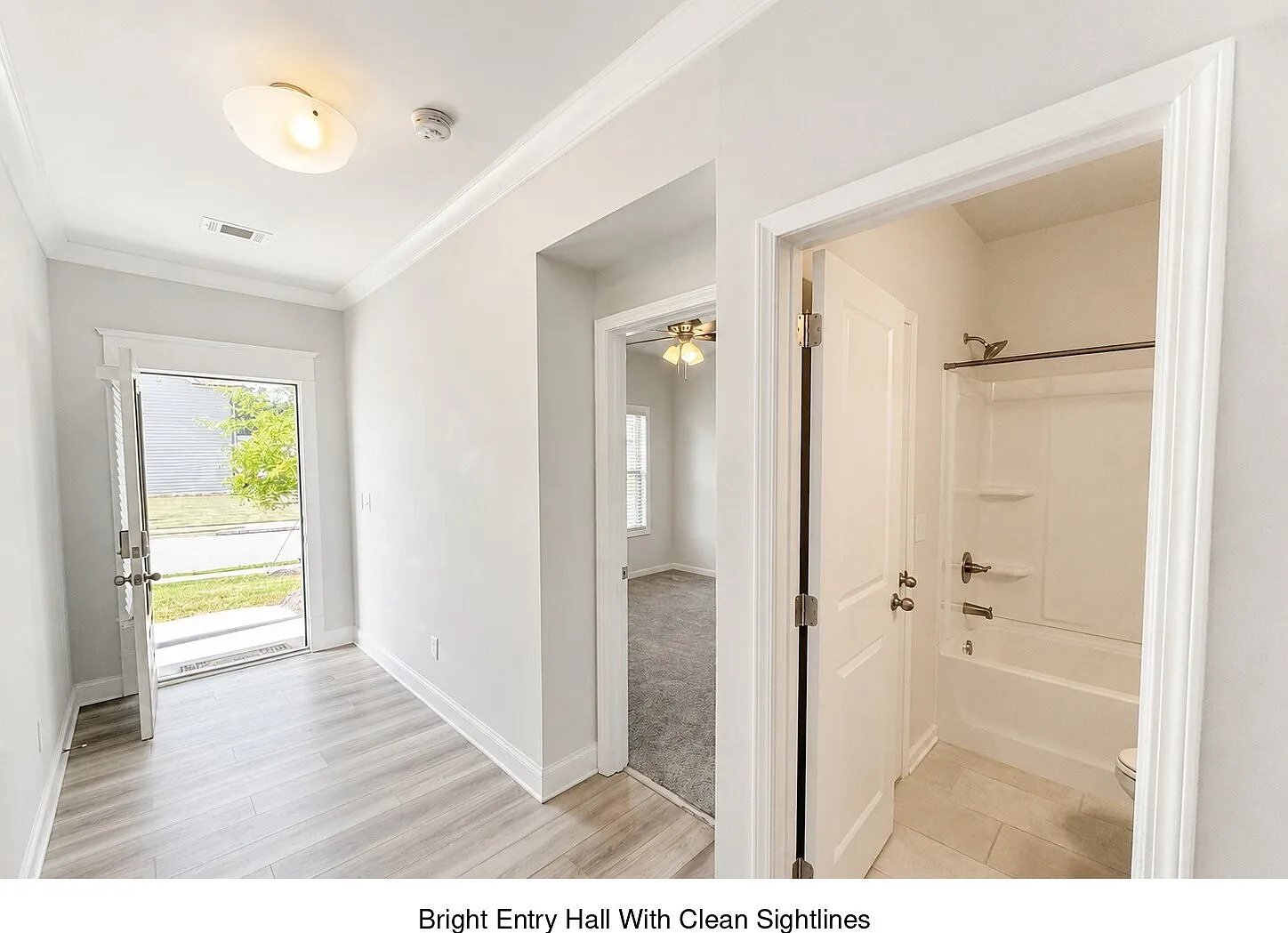 4 bed, 3.0 bath, 2630 sqft, $2,450 — Photo 3