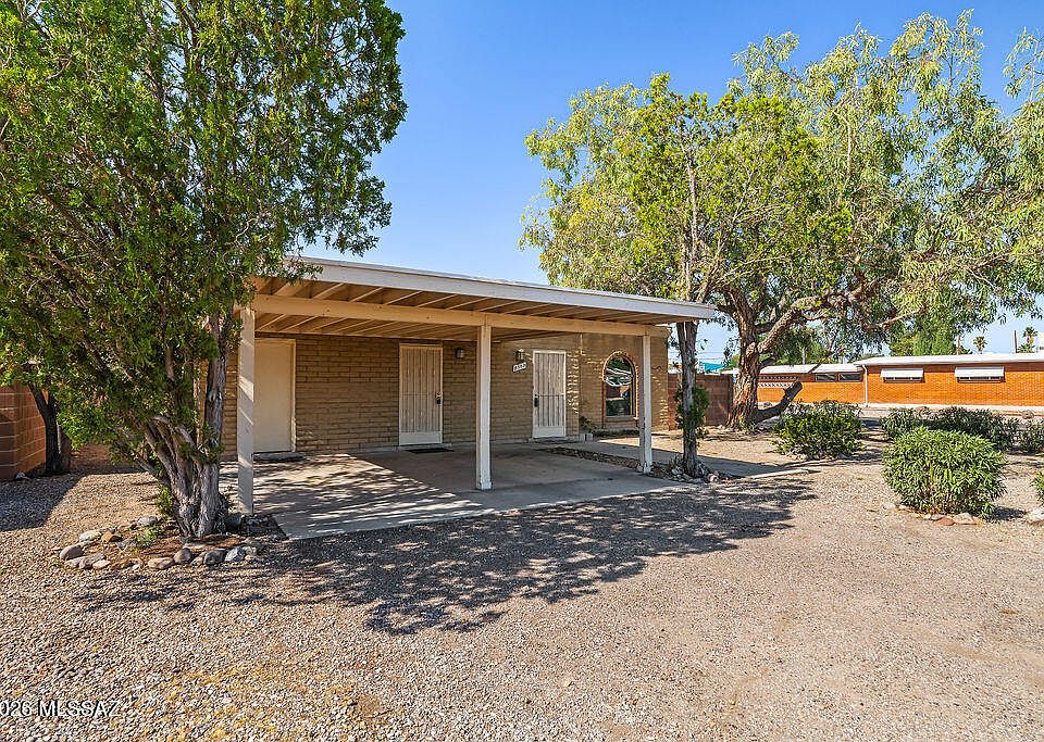 1st image of 4502 E Fort Lowell Rd