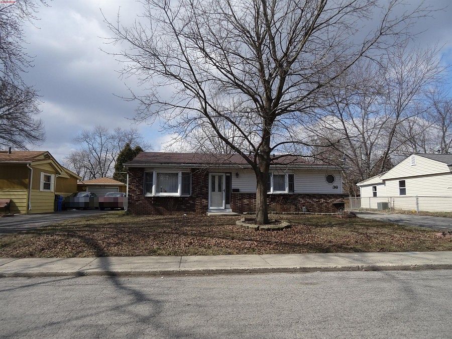 1st image of 36 Pine St