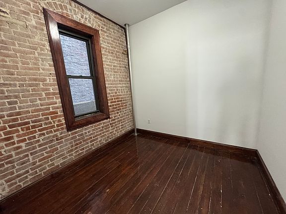 5th image of 355 W 47th St #3RE