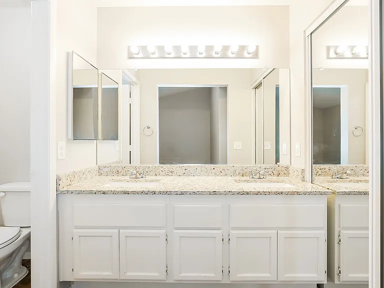 1621 Running Creek Dr — Photo 11
