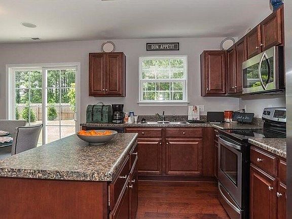 5th image of 9409 Calla Lilly Ln #125