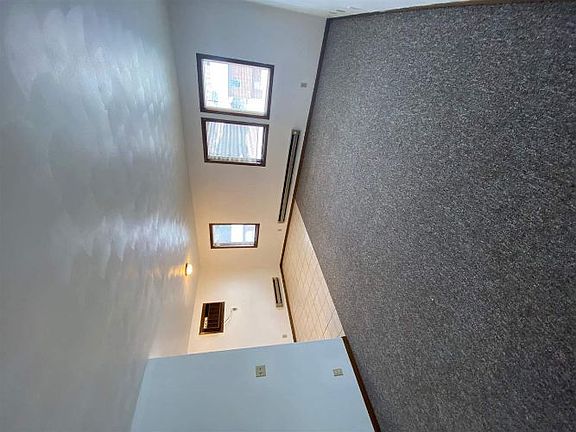 2nd image of 5167 Cheney Dr APT 2