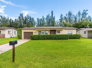 5440 SW 55th Ave, Davie, FL 33314