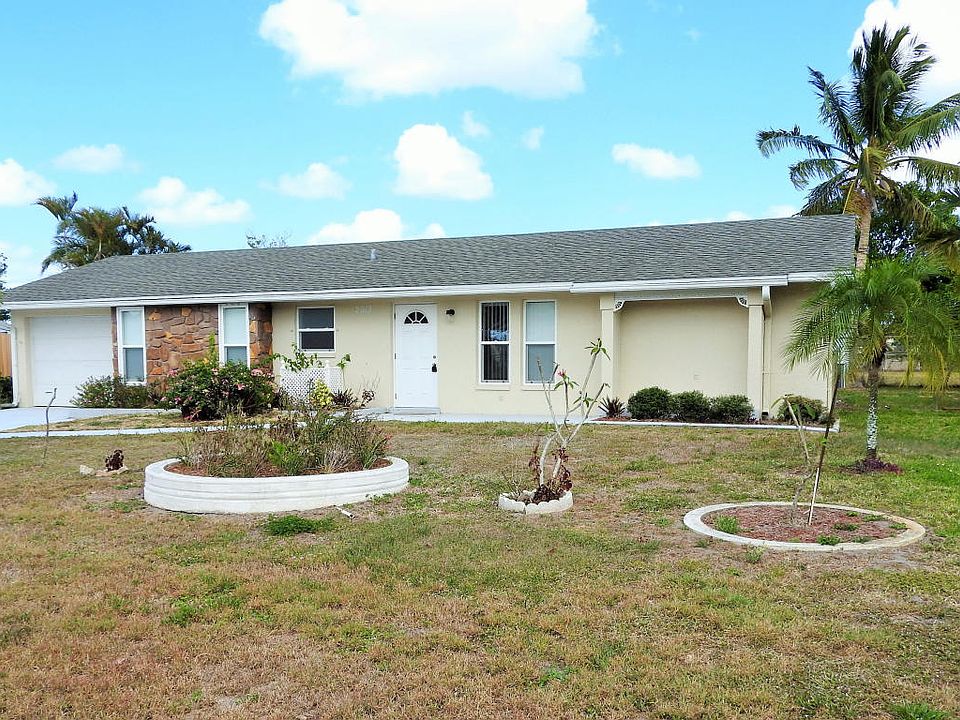 1st image of 2013 SE Hideaway Cir
