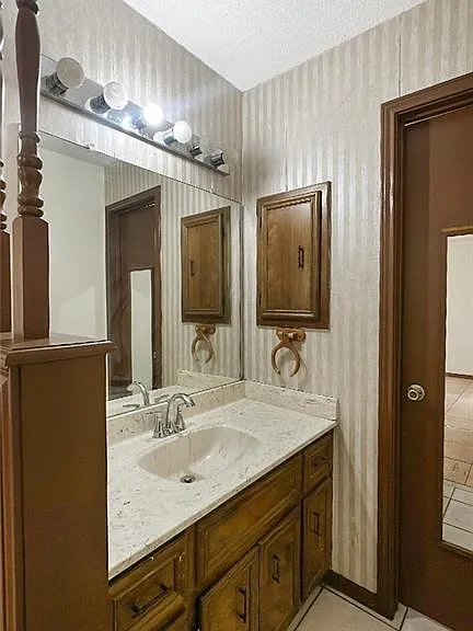3021 Hummingbird Ave — Photo 6