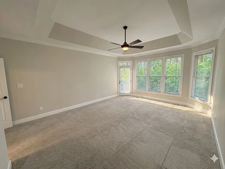 205 Tynemouth Dr — Photo 28