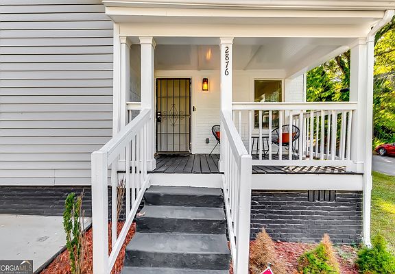 2nd image of 2876 Randall St