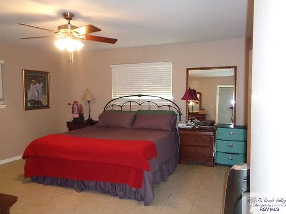2nd image of 2606 Dunkin Cir
