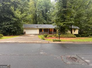 95 Simpson Dr NE, Kennesaw, GA 30144
