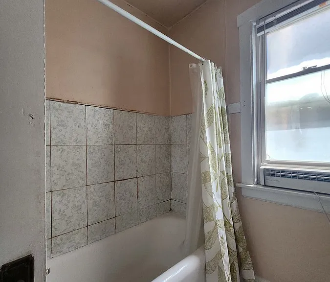3523 W Fullerton Ave #2F — Photo 10