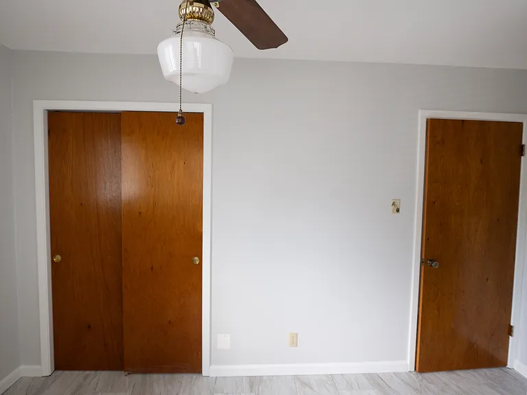 5235 Happiness St — Photo 27