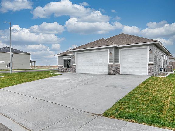 2nd image of 8705 Dusty Maiden Dr
