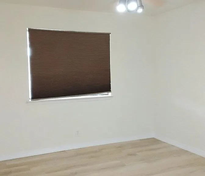 7405 Mayflower Rd NE — Photo 19