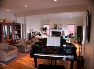 195 Webster St, Boston, MA 02128