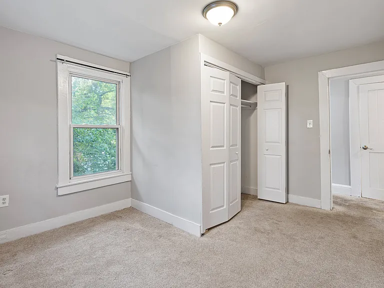 465 Terrace Ave — Photo 10