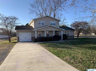 16455 Zehner Rd, Athens, AL 35611