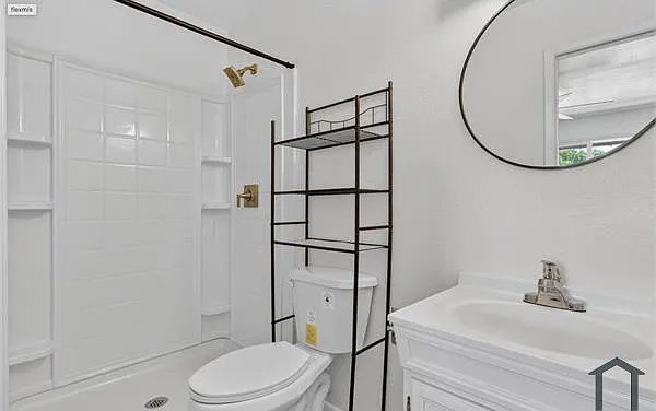 8548 E McDonald Dr — Photo 4