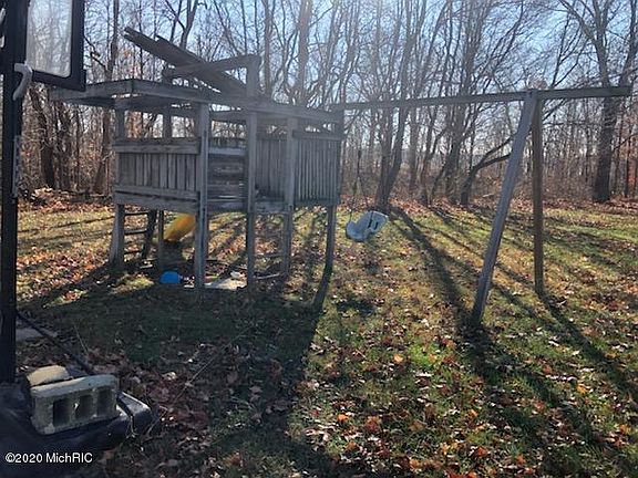 5th image of 10777 O Ave